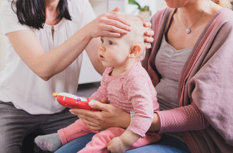 osteopathische Behandlung eines Babys